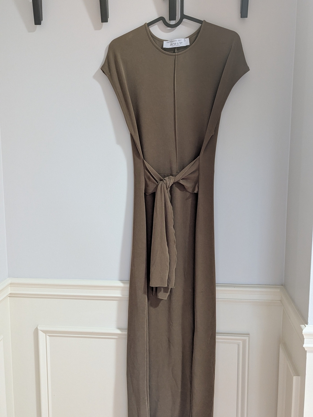Primark Olive Green Sleeveless Tie-Waist Maxi Dress